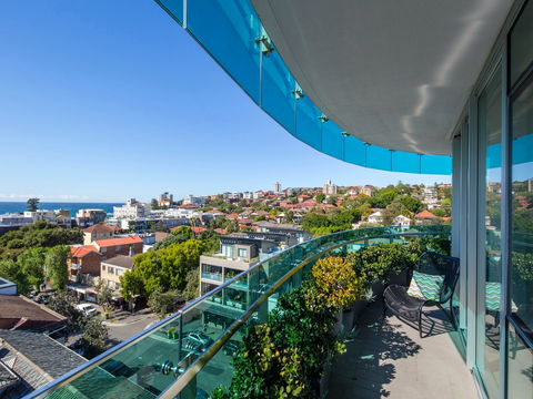 Bondi Boheme - Sydney 4u 1