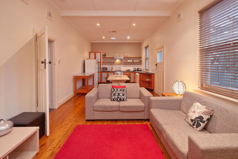 Central Crisp - Sydney 4u 1