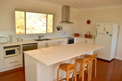 Pat And Ted's In The Piccadilly Valley - Accommodation Sydney 1