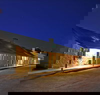 Paxton Square Cottages - Sydney 4u