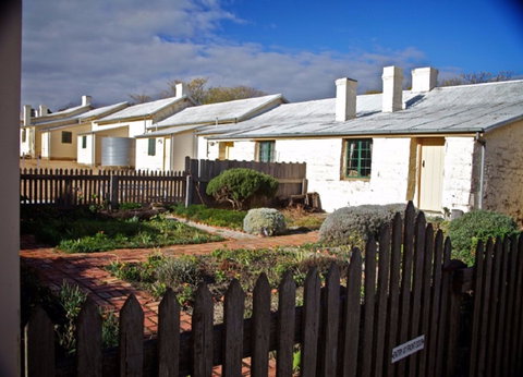 Paxton Square Cottages - Accommodation Sydney 1