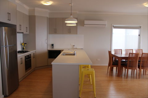 Pelican Place - Sydney 4u 0