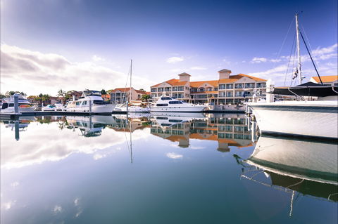 Ramada By Wyndham Hope Harbour - Sydney 4u 1
