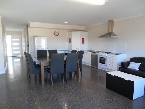 Red Door Retreat - Accommodation Sydney 1