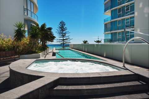 Reflections Coolangatta Beach - Accommodation Sydney 1