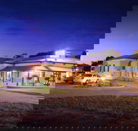 Standpipe Golf Motor Inn