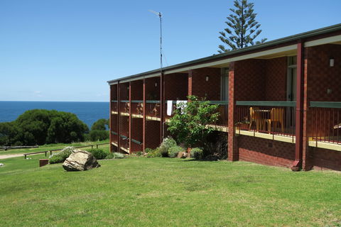 Tathra Hotel - Motel - Accommodation Sydney 0