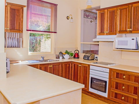 The Duck House - Accommodation Sydney 2