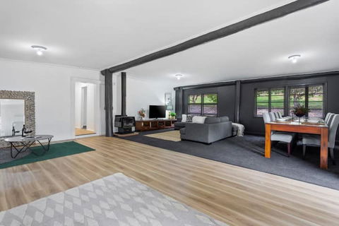 Sunshine Coast Farm Stay  - Sydney 4u 2