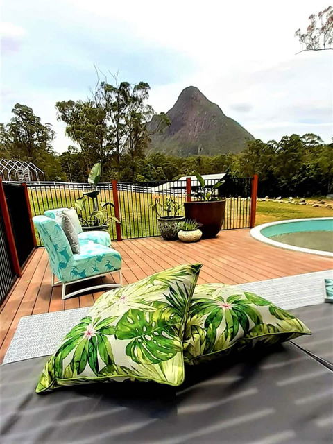 Sunshine Coast Farm Stay  - Sydney 4u 0