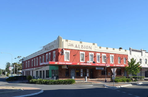 Albion Hotel Cootamundra - Sydney 4u 0