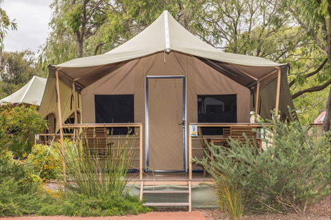 Amblin Holiday Park - Sydney 4u 0