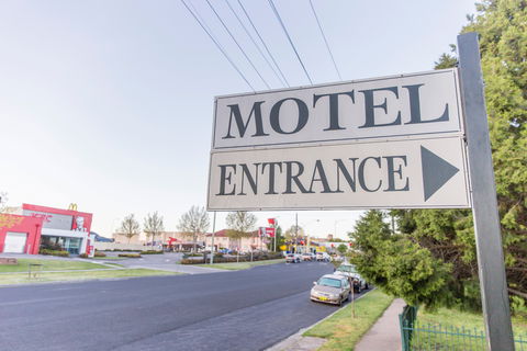 Bathurst Motor Inn - Accommodation Sydney 0