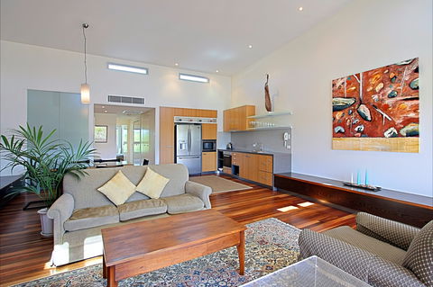Beach Villa 17, East On Byron - Accommodation Sydney 0