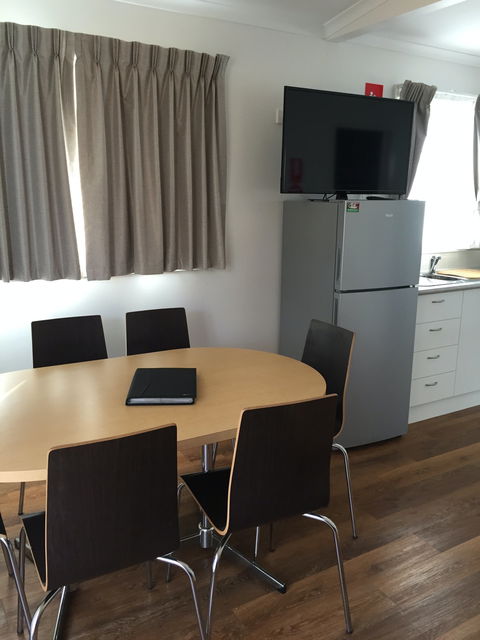 BIG4 Loxton Riverfront Holiday Park - Sydney 4u 1