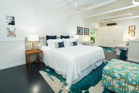 Blue Peter Luxury Beach House - Accommodation Sydney 1