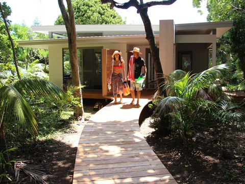 Bowker Beach House - Accommodation Sydney 0
