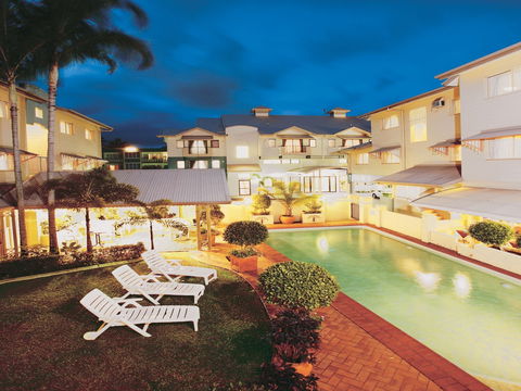 Cairns Queens Court - Accommodation Sydney 2