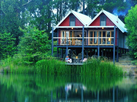 Cloudlake Mountain Retreat - Accommodation Sydney 0