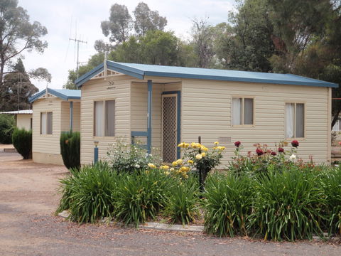 Cowra Holiday Park - Accommodation Sydney 0