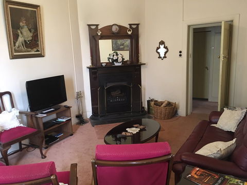 Croll Cottage - Sydney 4u 1