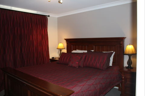 Elm Cottage Tumut - Sydney 4u 2