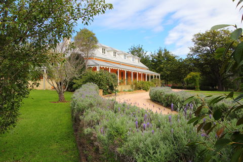 Fitzroy Inn Historic Retreat - Mittagong - Sydney 4u 0