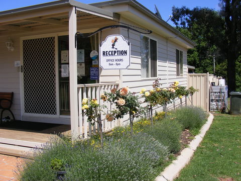 Fossickers' Tourist Park - Sydney 4u 0