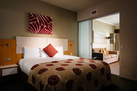 Grand Hotel And Apartments Townsville - Accommodation Sydney 1