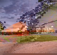 Honeysuckle Rise Country Accommodation - Accommodation Sydney