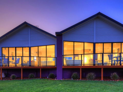 Horizon Deluxe Apartments - Accommodation Sydney 1