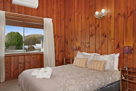 Le Chateau - Accommodation Sydney 2