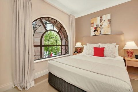 Manor Apartment Hotel - Sydney 4u 1