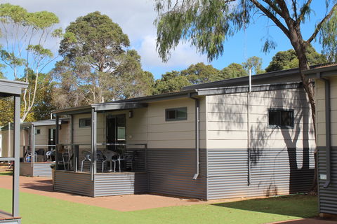 Margaret River Tourist Park - Sydney 4u 1