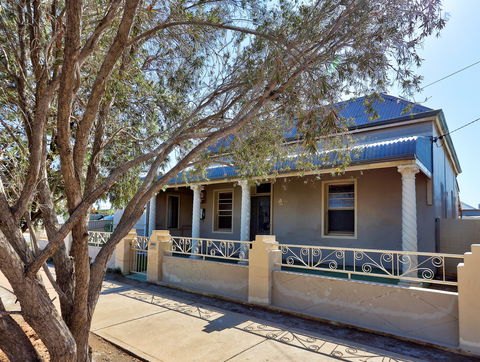 McCulloch's Rest - Accommodation Sydney 0