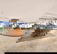 Mont Sapphire Luxury Retreat - Accommodation Sydney