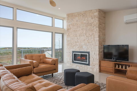 Neighbour Avenue - Accommodation Sydney 2