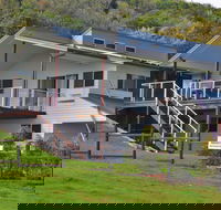 Point Plomer Holiday Cottages - Accommodation Sydney