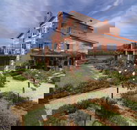 Talits Estate Vineyard - Sydney 4u