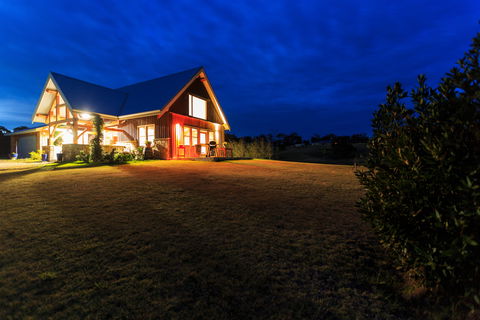 The Folly - Accommodation Sydney 0