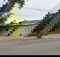 Travelway Motel