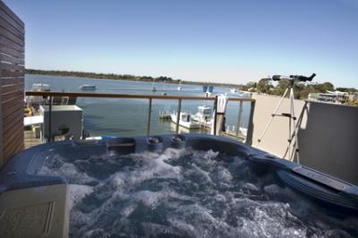 5 Knots Metung - Sydney 4u 5