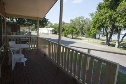 Canton Beach Holiday Park - Sydney 4u 0