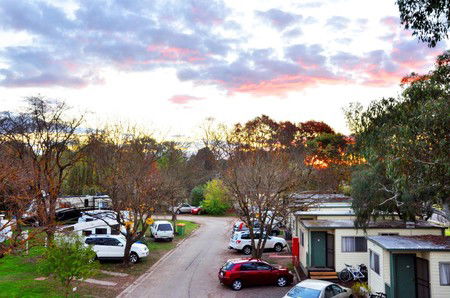 High Country Holiday Park - Sydney 4u 0