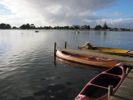 Deja Vu Lakes Entrance B And B - Sydney 4u 0
