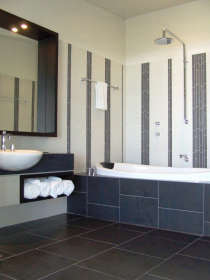 Hearns Beachside Villas - Accommodation Sydney 5