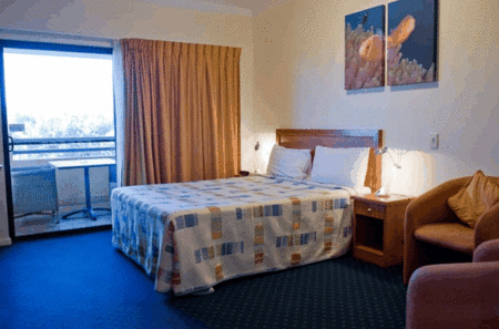 Kacys Bargara Beach Motel - Sydney 4u