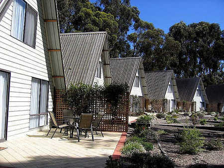 A Line Holiday Village - Sydney 4u 1