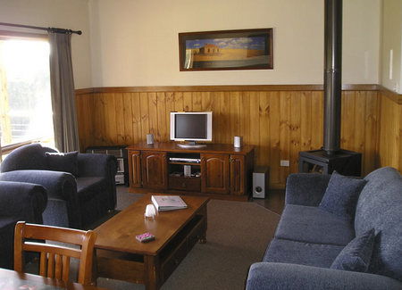 Birchwood Retreat Country Cottages - Sydney 4u 5