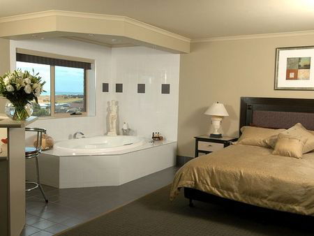 Comfort Inn On Raglan - Sydney 4u 1